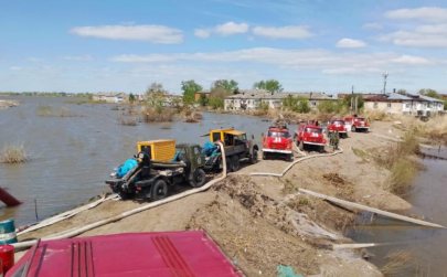 Более 66 тысяч кубометров воды откачали за сутки в Атырауской области