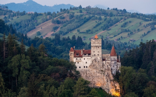 Замок дракулы в румынии фото