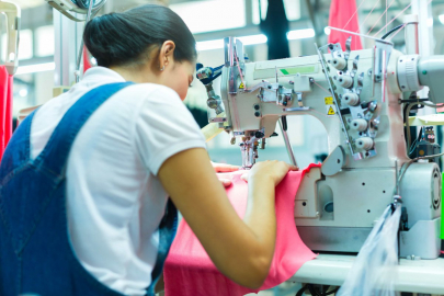 Объем инвестиций в отечественное производство одежды снижается в РК