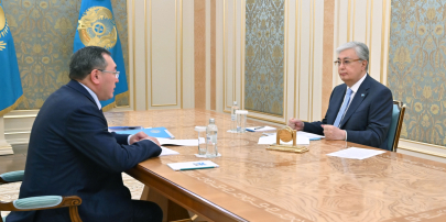 Президент встретился с акимом Алматинской области