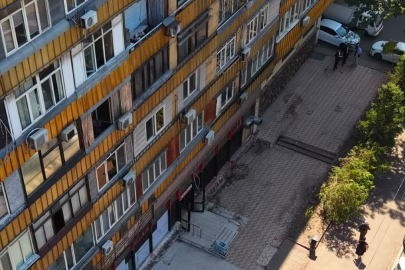 Пристройку к супермаркету в центре Алматы демонтировали по решению суда