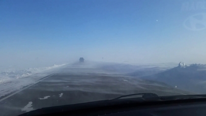 Участки дорог временно закрыли в двух областях Казахстана