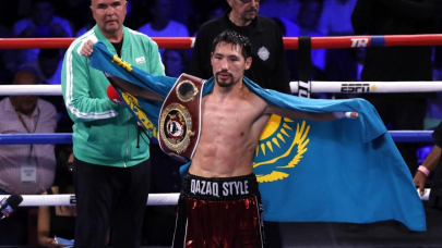 Жанибек Алимханулы нокаутировал соперника, защитив свои титулы IBF и WBO