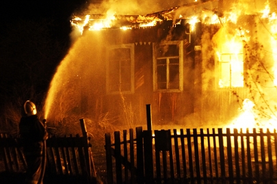 Два человека погибли при пожаре в Актюбинской области