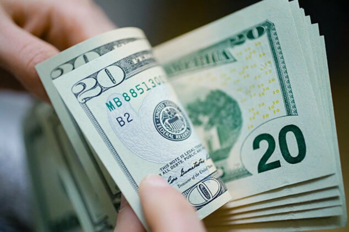 Курс доллара пошел вверх в Казахстане