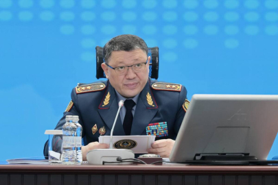 Ержан Саденов потребовал исключить волокиту и внедрить ИИ