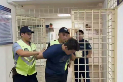 Водитель с подложными номерами хотел скрыться от полиции в Туркестанской области