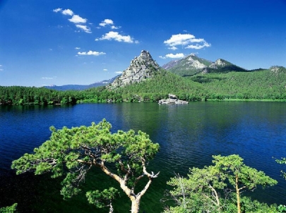 Вопрос устранения транспортного затора в курортной зоне Бурабай обсудили в Акмолинской области 