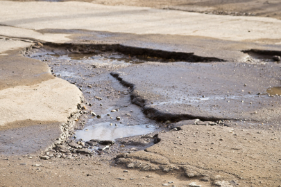 На плохое качество дорог жалуются жители Акмолинской области