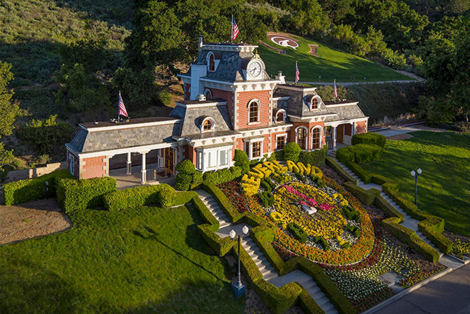 Neverland Майкла Джексона могут снести