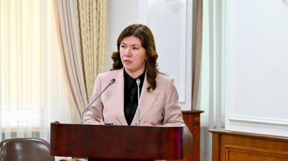 Вынужденная дистанционка детей в Актау: Сулейменова не ответила, кто виноват
