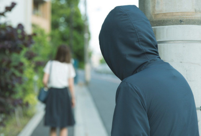 Шесть дел о сталкинге переданы в суд в Туркестанской области 