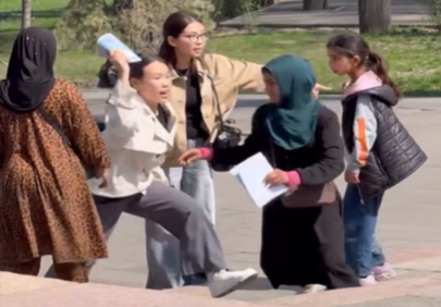 Напавших на женщин в Алматы иностранных подростков депортируют из Казахстана