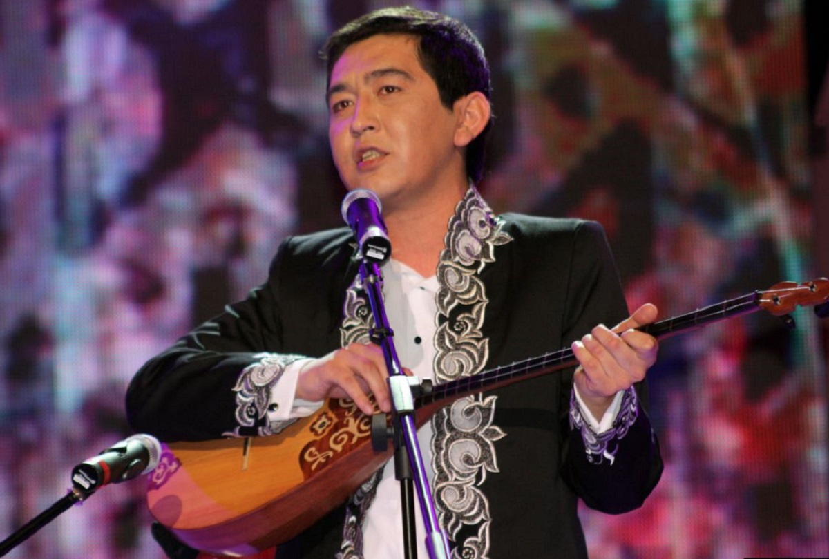 Лена ұшатын секс Дилдо және пенис бейне