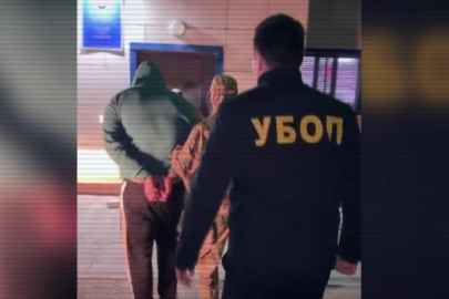 Подозреваемых в вымогательстве 40 миллионов теңге задержали в трех регионах Казахстана