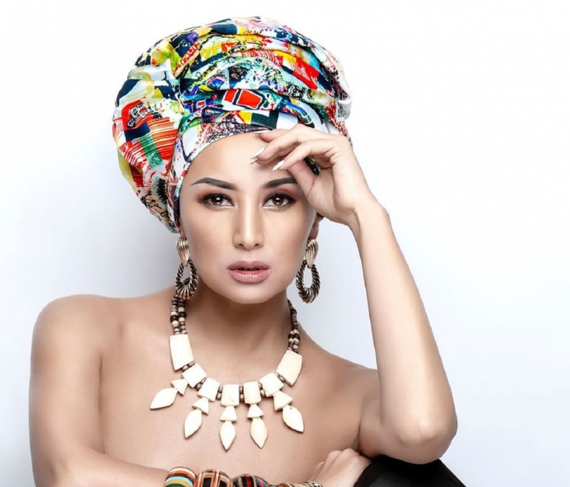 Теледидардан порно фильмдерді онлайн көріңіз