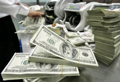 Доллар снова в плюсе в Казахстане 
