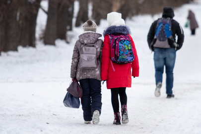 Занятия из-за мороза отменили в школах Павлодара 