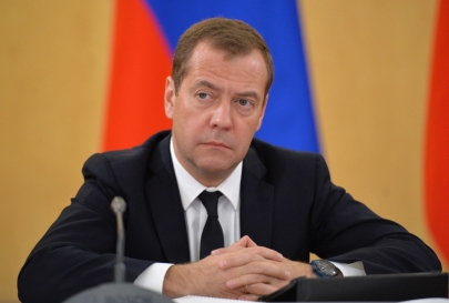 Медведев оценил перспективы единой валюты России и Беларуси