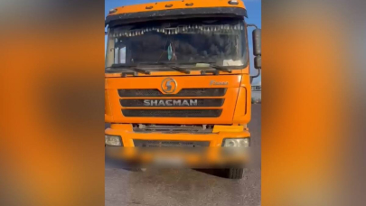 Грузовики с одинаковыми номерами остановили на трассе в Акмолинской области