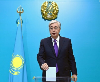 Вправе ли Токаев баллотироваться в президенты по новой Конституции — юрист