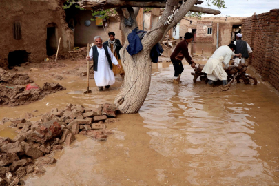 Четыреста человек погибли в результате наводнения в Афганистане