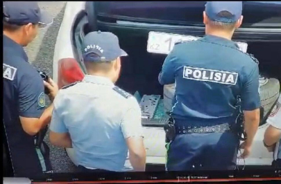 В Павлодаре задержали автомобиль с поддельными госномерами