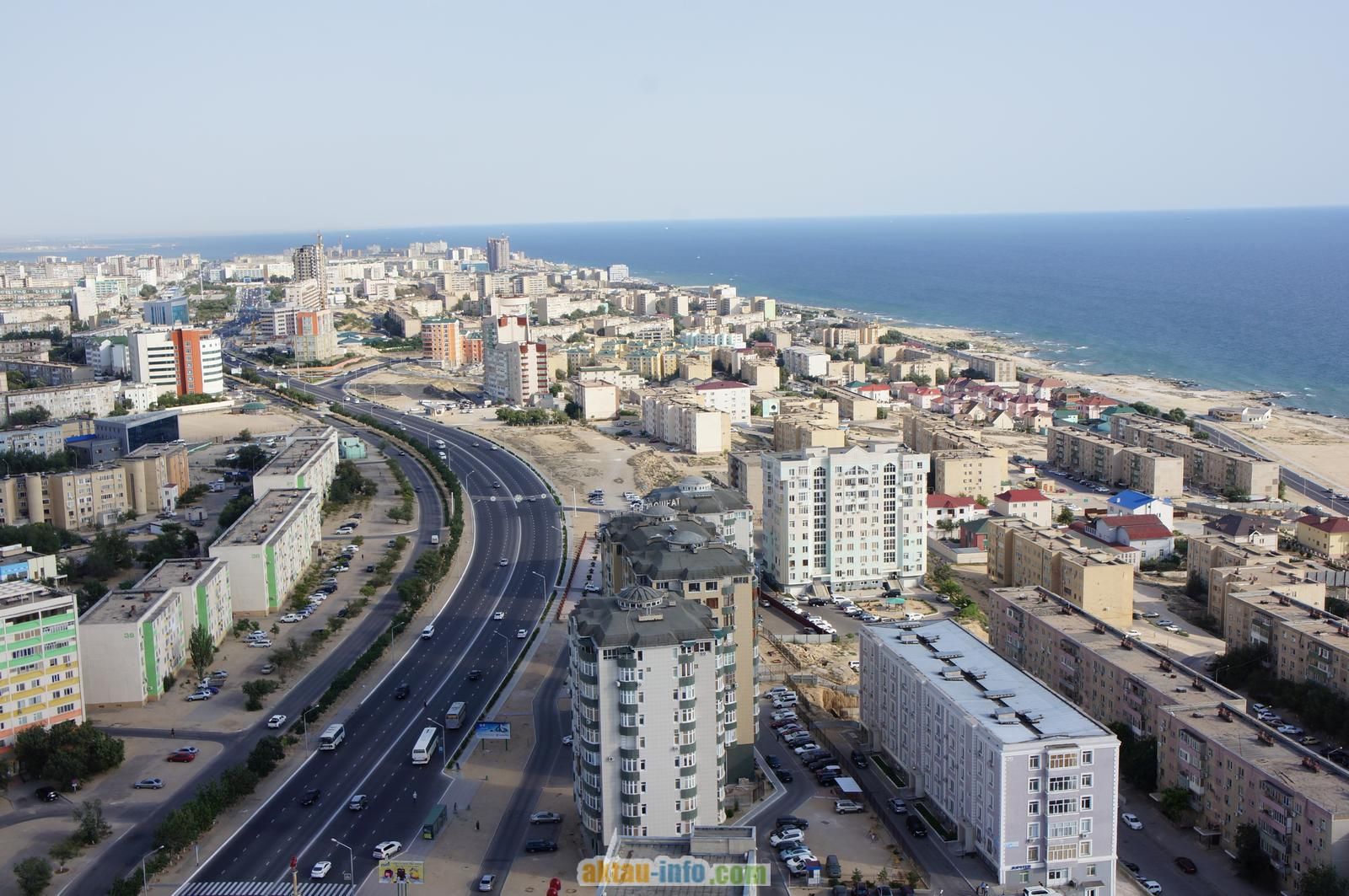 Жилые дома перекрасят в Актау