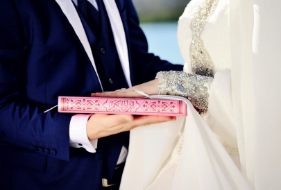 Казахстанских невест просят отказаться от махр