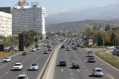 В Алматы запустили первую LEZ-зону для автомобилей: пока без штрафов и ограничений